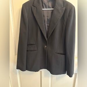 Women’s Jacket
